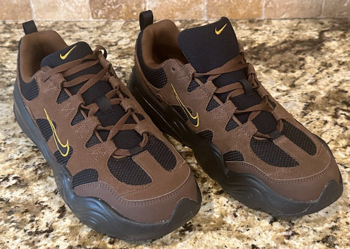 Nike Tech Hera Womens Size 11 Shoes Brown Leather Sneaker Nike Tech Hera Womens Size 11 Shoes Brown Leather Sneaker
