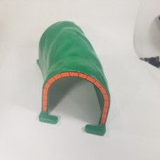THOMAS  FRIENDS TRAIN SET TOMY 2001 CURVED TUNNEL