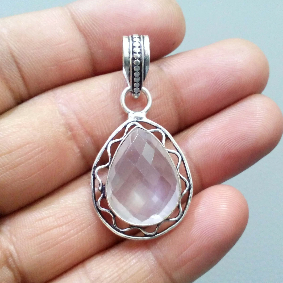 Excellent Rose Quartz Gemstone 6 Gram Pendant Jewelry With Very Cheap Price