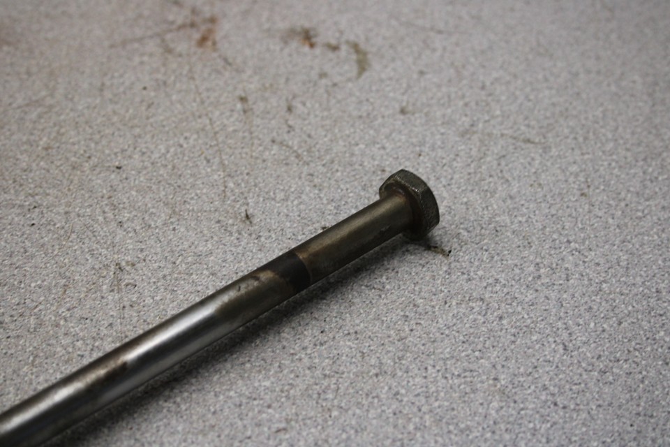 1971 Suzuki TS90 Noncho REAR BACK SWINGARM BOLT SUSPENSION PIVOT AXLE