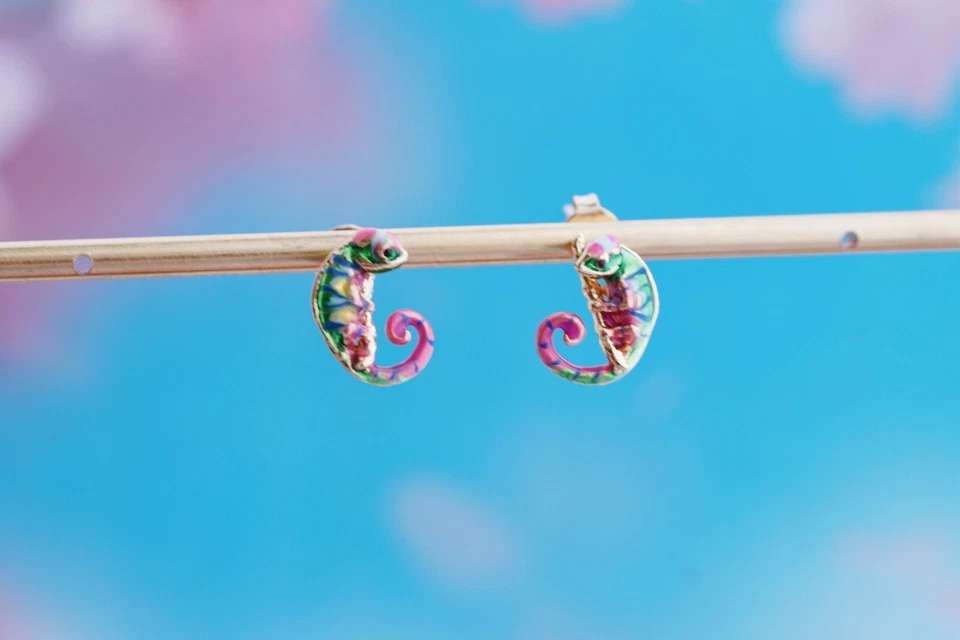 Lindos Pendientes Camaleón Verde Animales Pendientes para Mujer Bill Skinner Foto 3 de 4