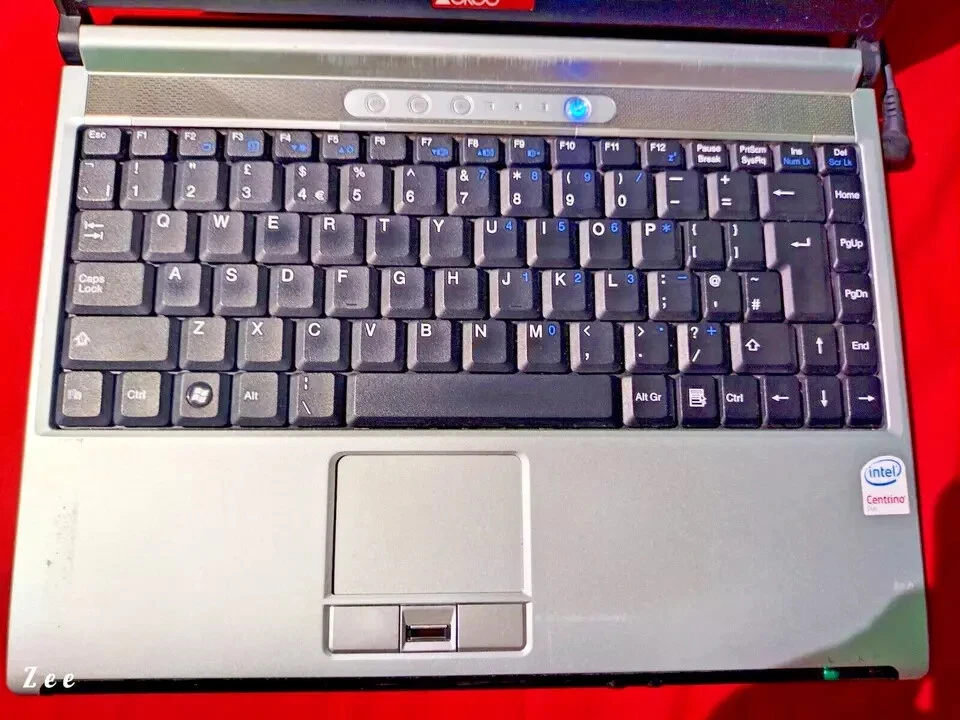 Ergo Microlite 531 Intel Core Duo 2.0 GHz 4GB 250GB Windows 11 Pro Office 365 - Image 2 of 4