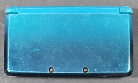 Aqua Blue Nintendo 3DS With charger , Games , 32gb SD Card - Tested working