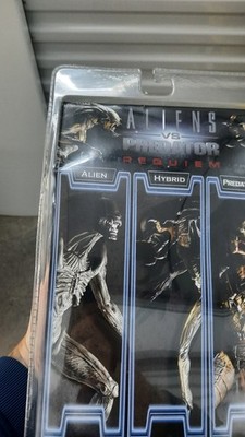 Rare NECA Predalien 8