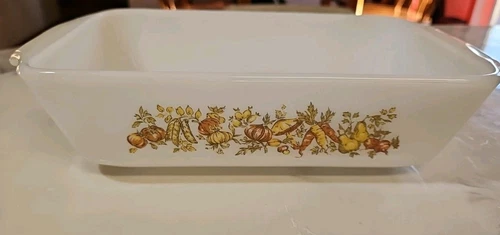Vintage Pyrex Spice Of Life Loaf Pan, Clean, White