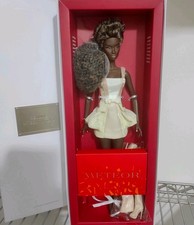 FASHION ROYALTY NYASHA LAUDER SUCCESSION NRFB DOLLS INTEGRITY TOYS