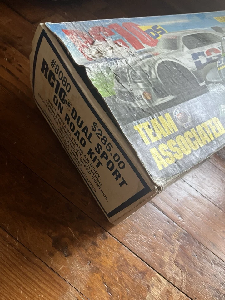 Team Associated RC10DS RACER w/FULL Silver Body | ONE OF A KIND Vintage RC Car - Image 2 of 4