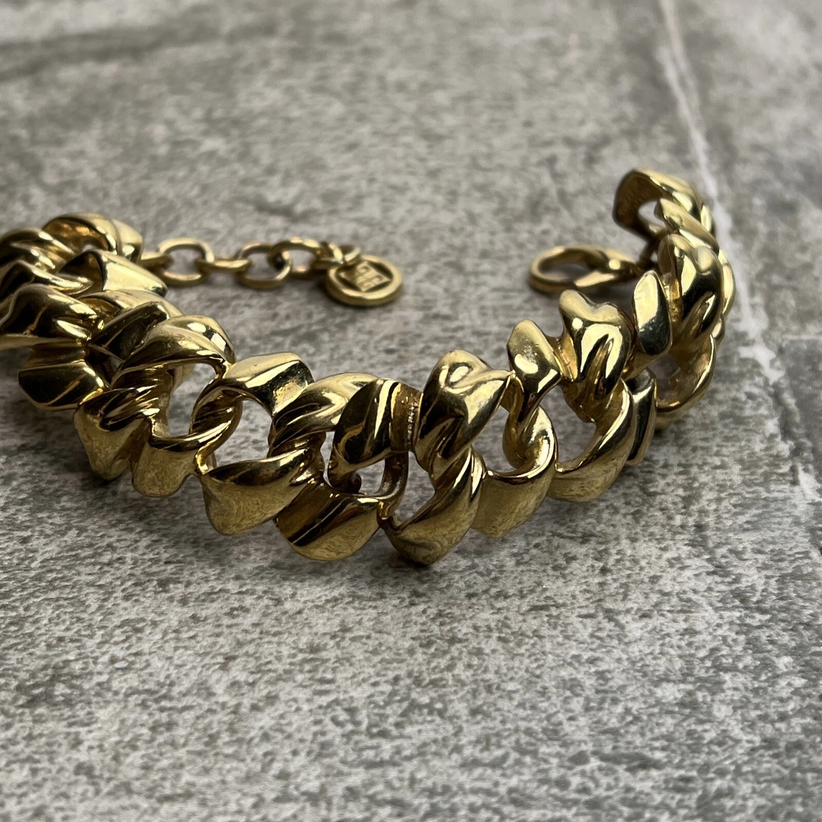 GIVENCHY Bracciale Catena Maglia Grande Grasso Tono Oro Tenuta Vintage