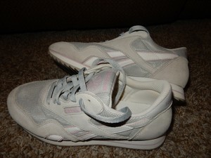 vintage reebok shoes womens