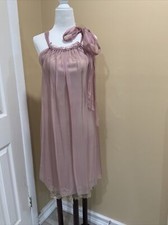 T Tahari Women's pink shiffon  dress Dress Sleeveless    Size 4