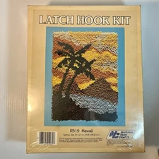 Latch Hook Kit Vintage 1982 HAWAII 20x27 National Yarn Crafts Volcanoes Palms
