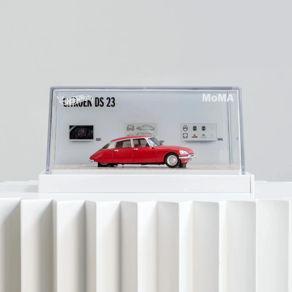 Hot Wheels x MoMA Citroën DS 23 Sedan [PRESALE] - Image 2 of 4
