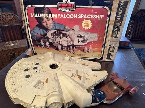 Millennium Falcon Spaceship. 1979 Incomplete. W/BOX