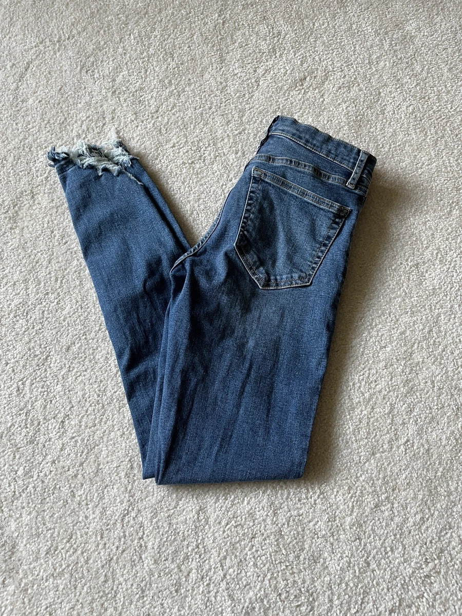 TopShop Women's Jamie Distressed Frayed Hem Jeans JS3 Blue Size 28