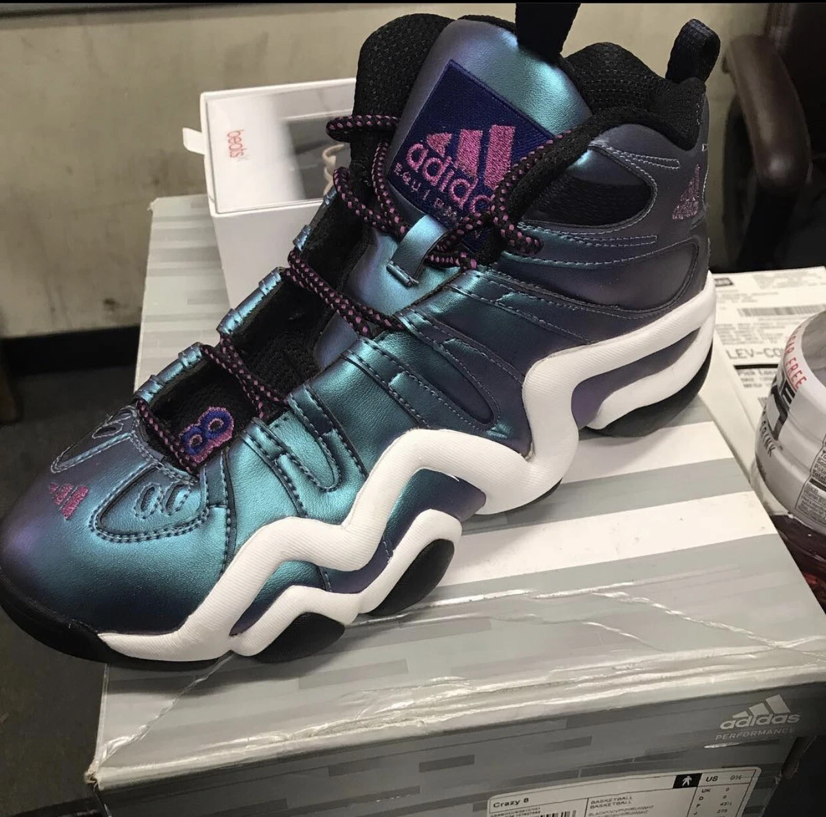 Adidas crazy 8 oil best sale spill