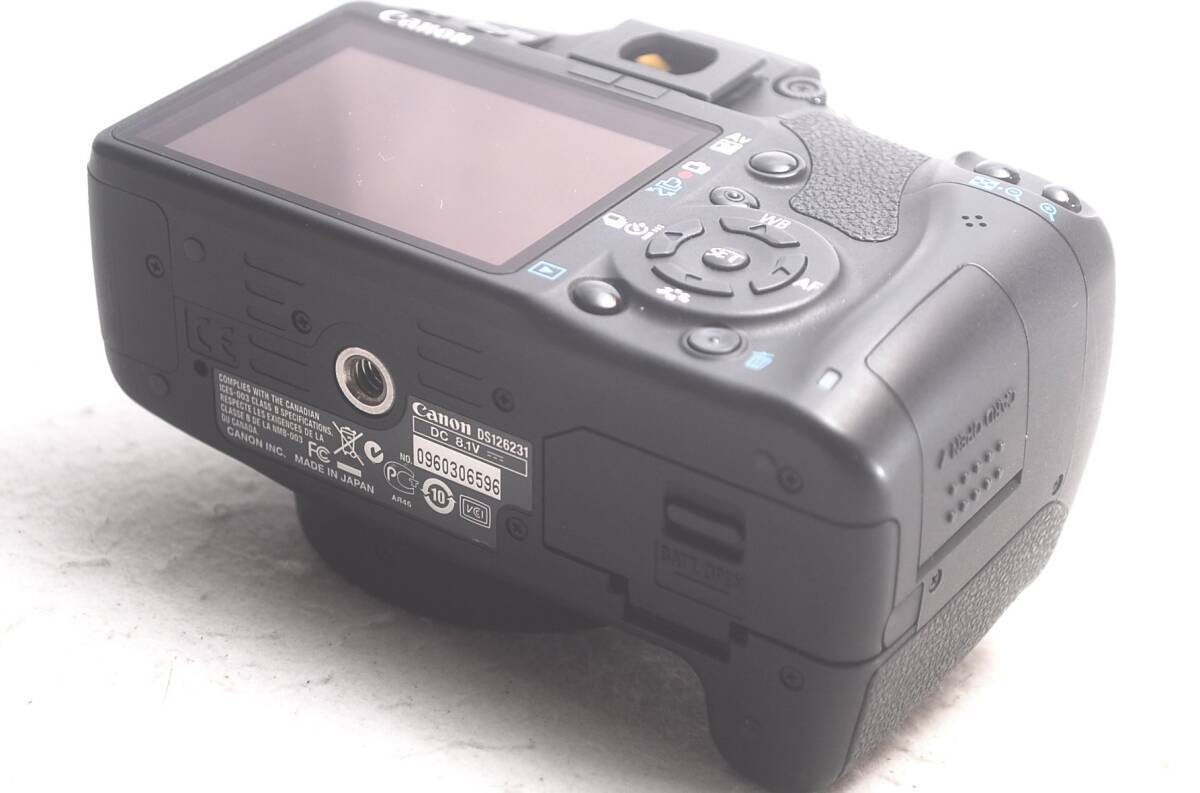 Canon Eos Kiss X3 Ef-S 18-55Mm Is Kit In Great Condition Canon Eos Kiss X3 Ef-S 18-55Mm Is Kit In Great Condition