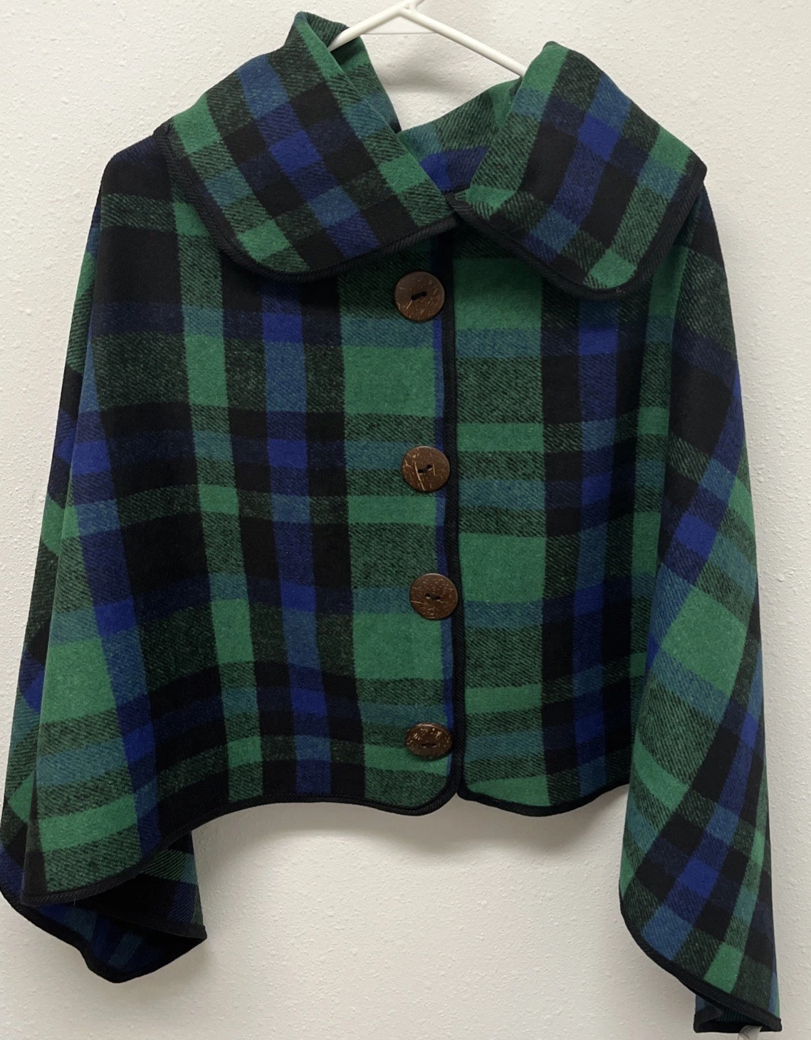 NWT Tickled Pink Patrick Plaid Button Poncho With Collar Green Blue One Size