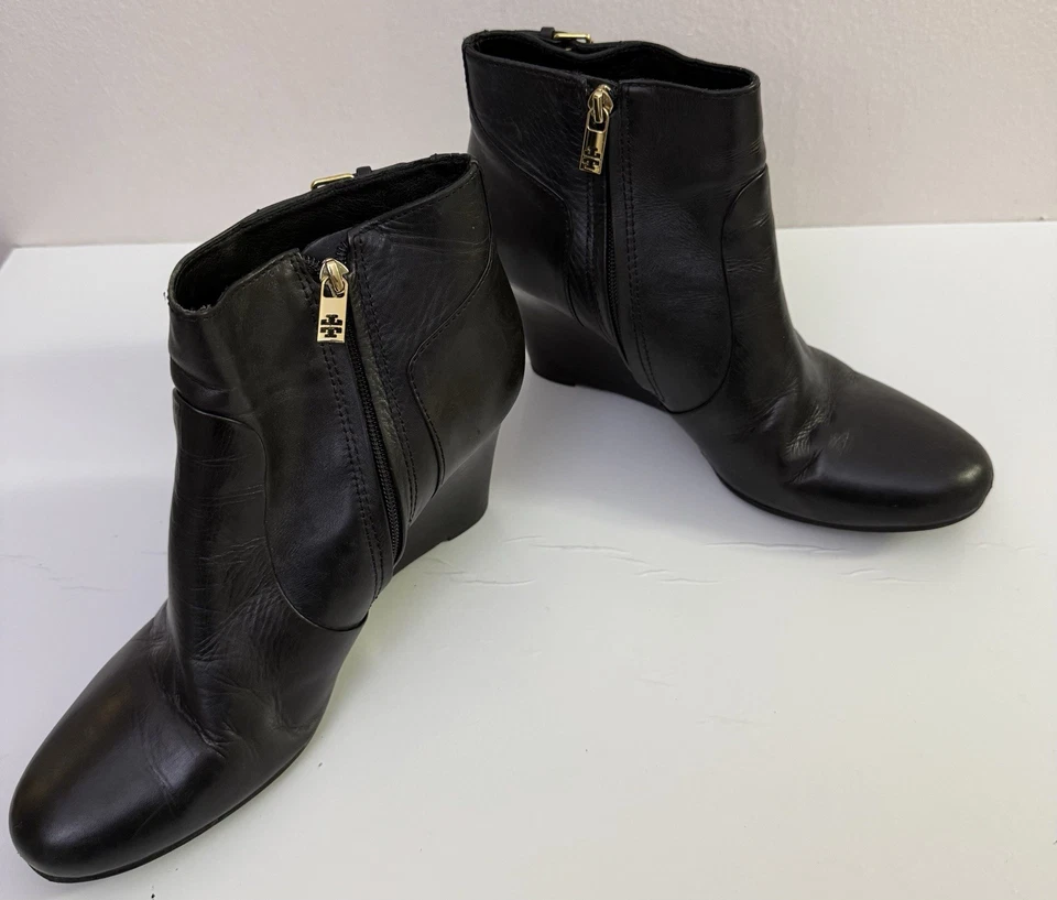 Botín de cuña TORY BURCH Milan de cuero negro talla 11 Foto 4 de 4