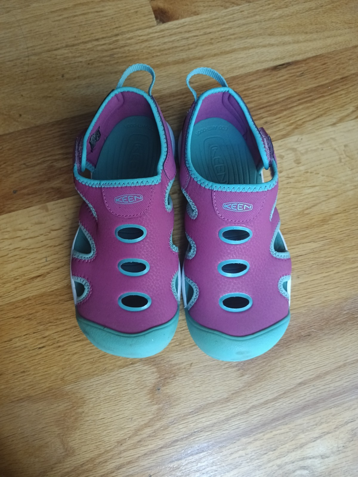 Scarpe da trekking Keen bambino taglia 3 ragazza Very Berry Sting Ray acqua