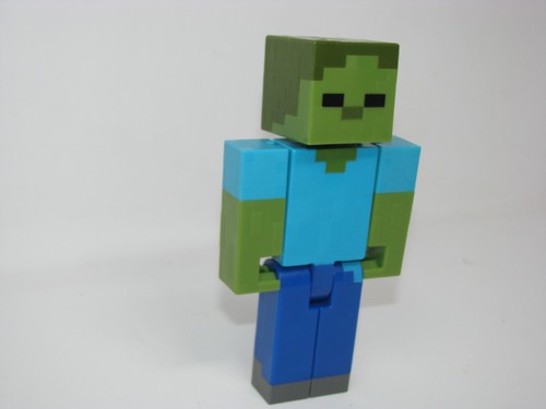 2016 MATTEL MINECRAFT ZOMBIE 5" ACTION FIGURE - Picture 3 of 4
