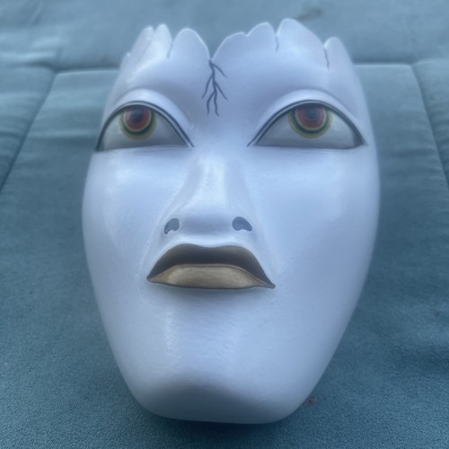 Bali Holz Fantasy Maske geschnitzt & signiert von Maskenmeisterin Ida Bagus Anom Suryawan - Bild 6 von 12