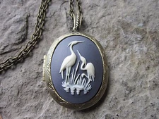 HERON, STORK, CRANE CAMEO BRONZE LOCKET NECKLACE (BLUISH) - BIRD, GIFT