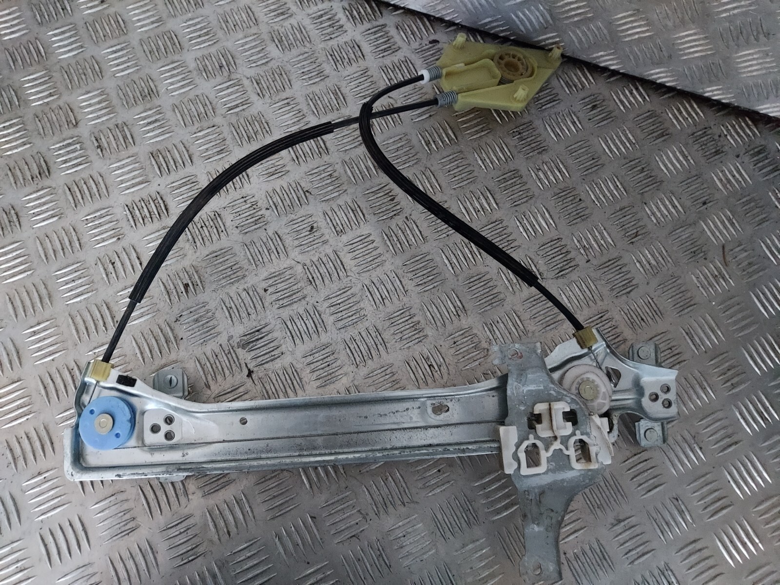 Moteur De Lève-Vitre Électrique Gauche Avant Pour Renault Mégane 3 (5 Portes, Depuis 2008) - Neuf NTY