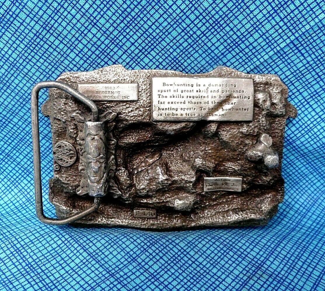 Bowhunting Belt Buckle Deer Hunter Nature Mountains Vtg 1983 Bergamot .DBD347