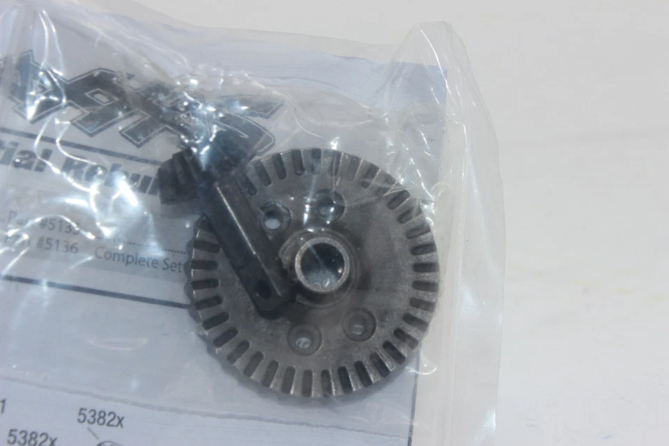 Traxxas TRX 5379 X Differential Ritzel + Tellerrad Revo Metall NEU in OVP - Bild 4 von 4