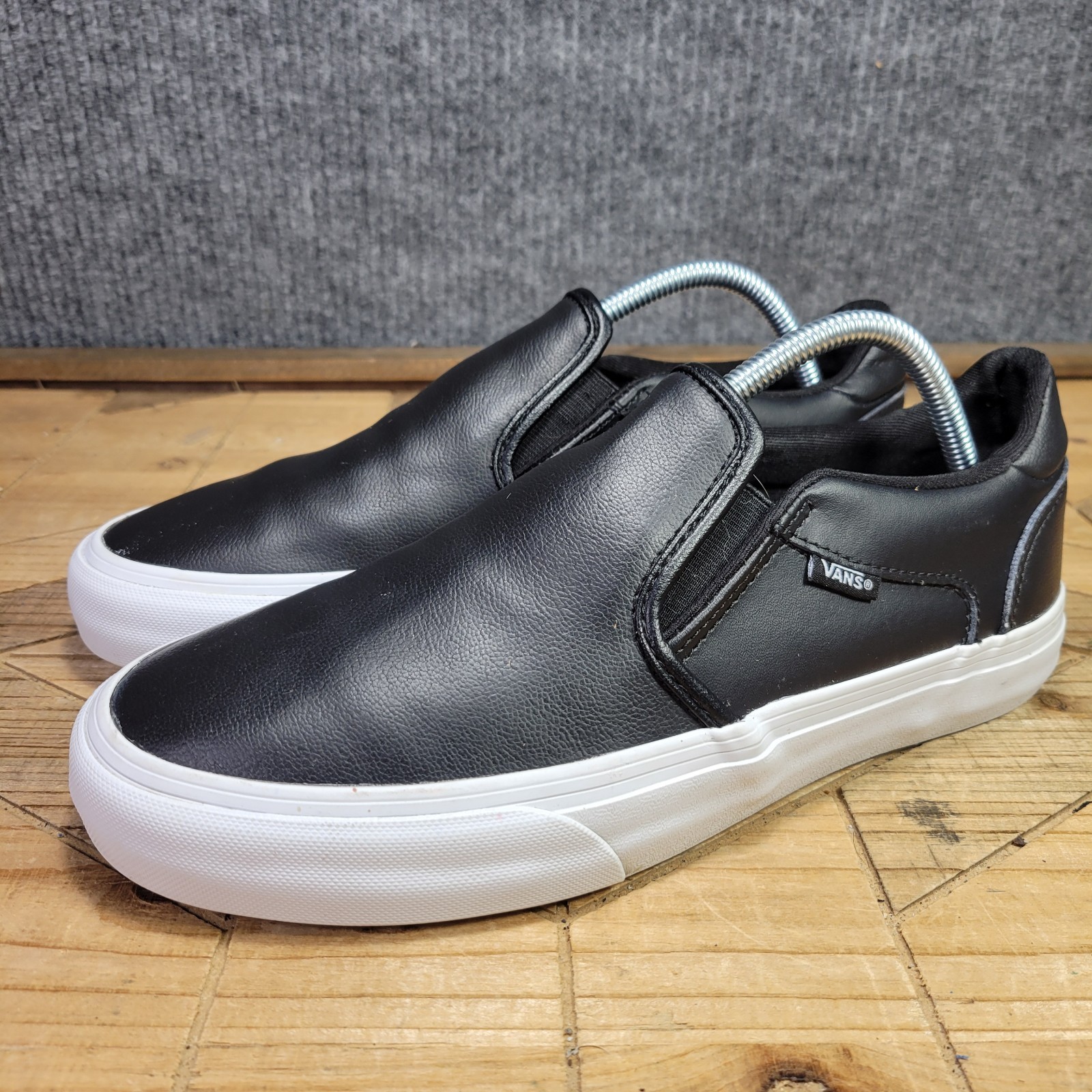 Vans Asher Deluxe 721356 Mens US 8.5 Shoes Core Black Leather Slip On Sneakers thumbnail 2