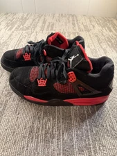 Nike Air Jordan 4 Retro Shoes Mens Size 9.5 Black Red Thunder Suede CT8527-016
