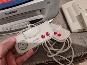 Console GX 4000 - Amstrad GX4000 2 manettes et 2 Jeux burning rubber Robocop 2