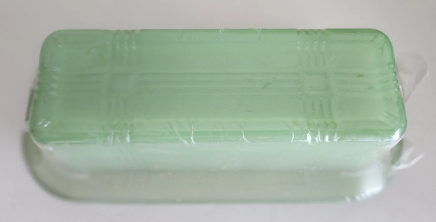 Vintage Jadite Jadeite 1/4 lb. Butter Dish Criss Cross Pattern New Condition
Opens in a new window o