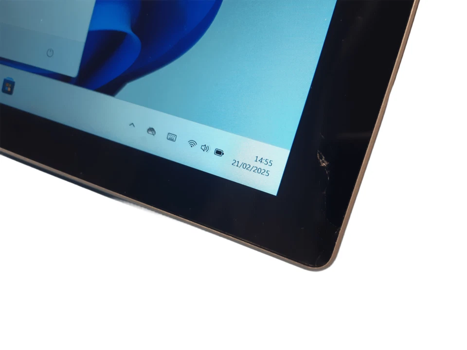 Microsoft Surface Pro 3 i5 4GB RAM 128GB SSD Win 11 Pro Faulty Touchscreen - Image 4 of 4