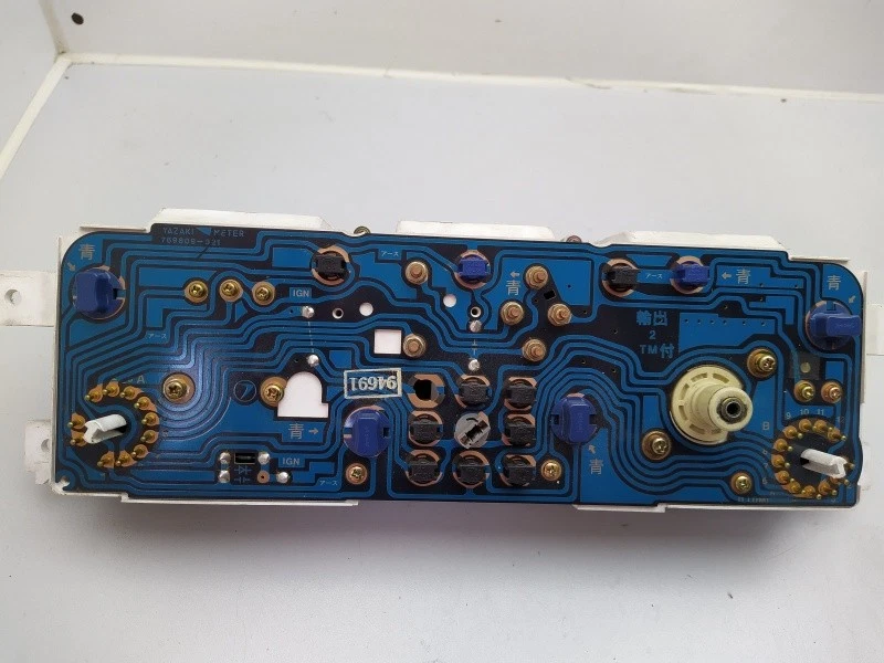 Speedometer instrument cluster with 4,000 km 785094692 774-680 for Subaru Justy KAD - Image 2 of 4