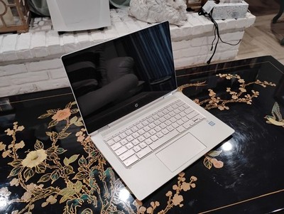 HP Chromebook x360 14''  14-da0012dx (64GB, Intel Core i3 8th Gen, 2.2 GHz, 8GB)