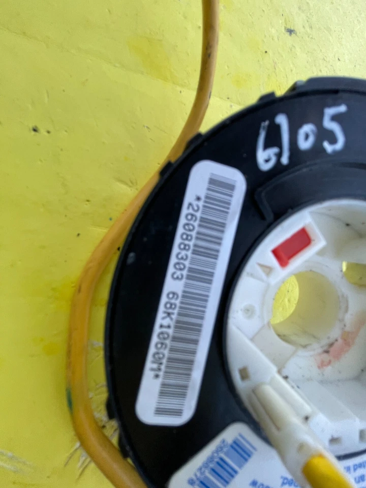 GMC YUKON XL 1500 2001-2002 RELOJ RESORTE OEM 26088303 Foto 2 de 4