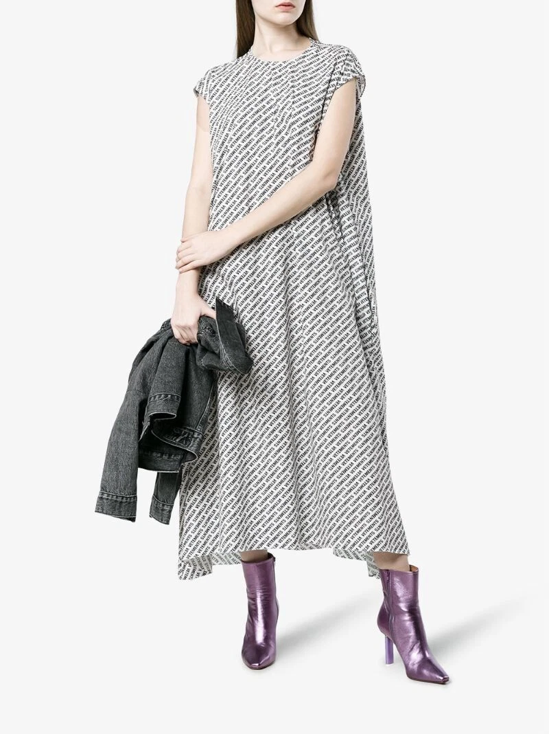 Maxi abito Vetements bianco con logo monogramma all over ¦ Taglia M oversize prezzo consigliato $2595