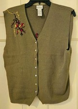 Vintage KORET Sweater Vest Women  s Sz Med Embroidered Flowers Green Rayon EUC