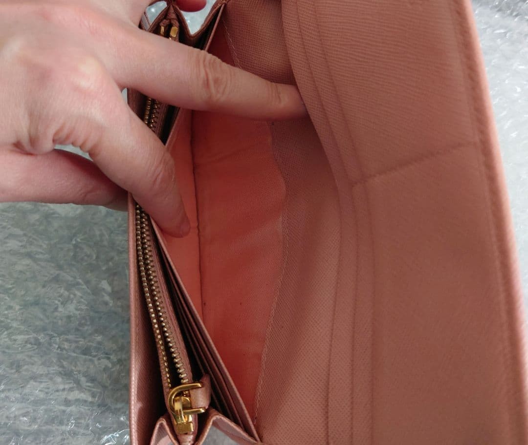 PRADA Saffiano Leather Ribbon Bow Long Wallet Pink With Exterior Back Zipper Pur thumbnail 22