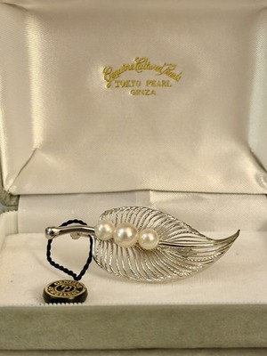 Tokyo Pearl GINZA Sterling Silver Leaf Brooch 3 Genuine Pearls