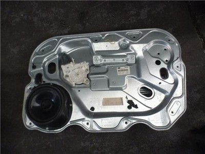 984705121  Rechter elektrischer Ford focus berlina item23 18 titanium 18 ltr 85