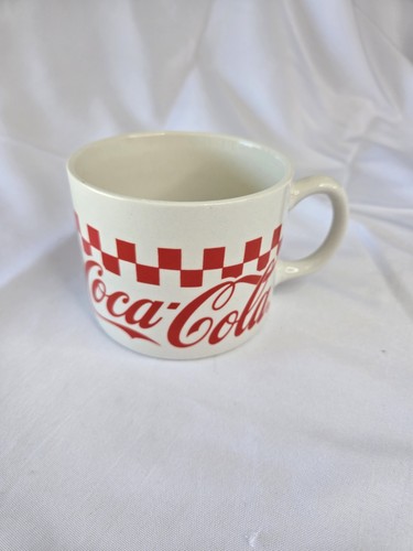 Vtg. 1996 Coca Cola Gibson Checkered 16 oz Large Soup/Coffee Mug