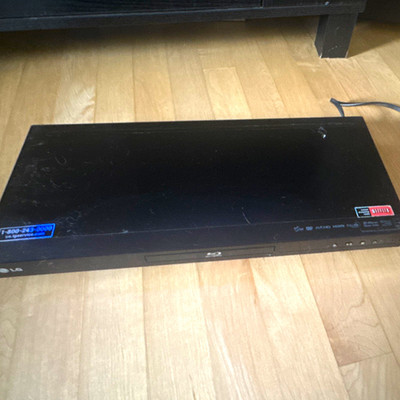 LG BP350 Blu-ray Player Bluetooth HDMI 1080p 16:9 Region A Black