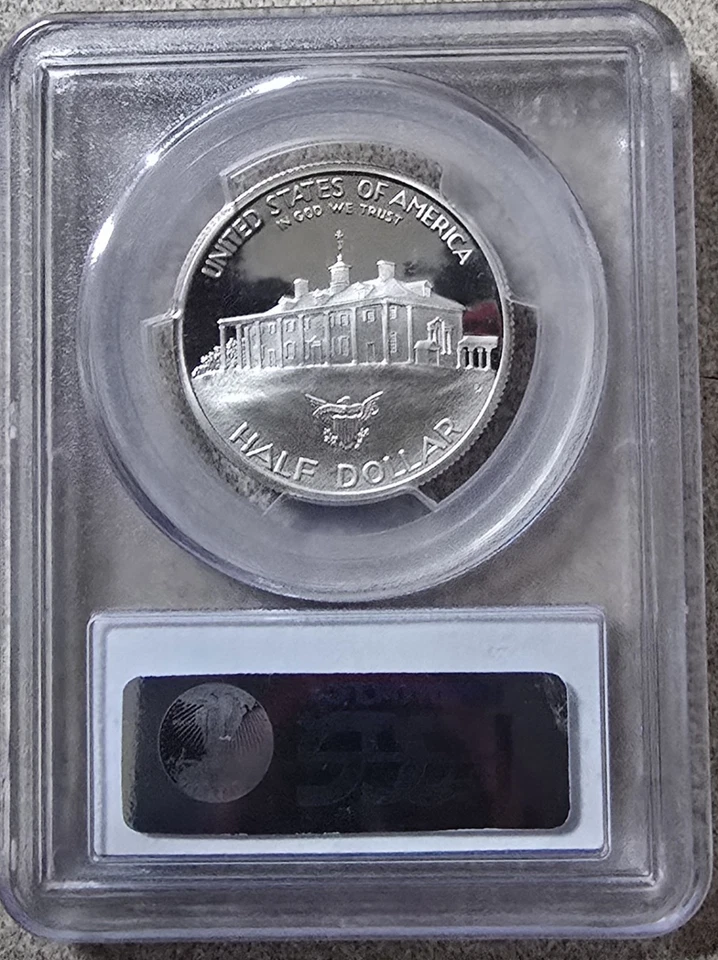1982-S PROOF SILVER WASHINGTON COMMEMORATIVE HALF DOLLAR PCGS PR70 DCAM - Image 2 of 2