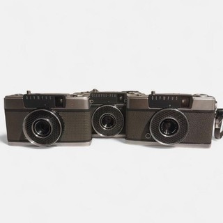 Olympus Pen EE EE S (x3) 35mm Half Frame Film camera Point and shoot Bundle