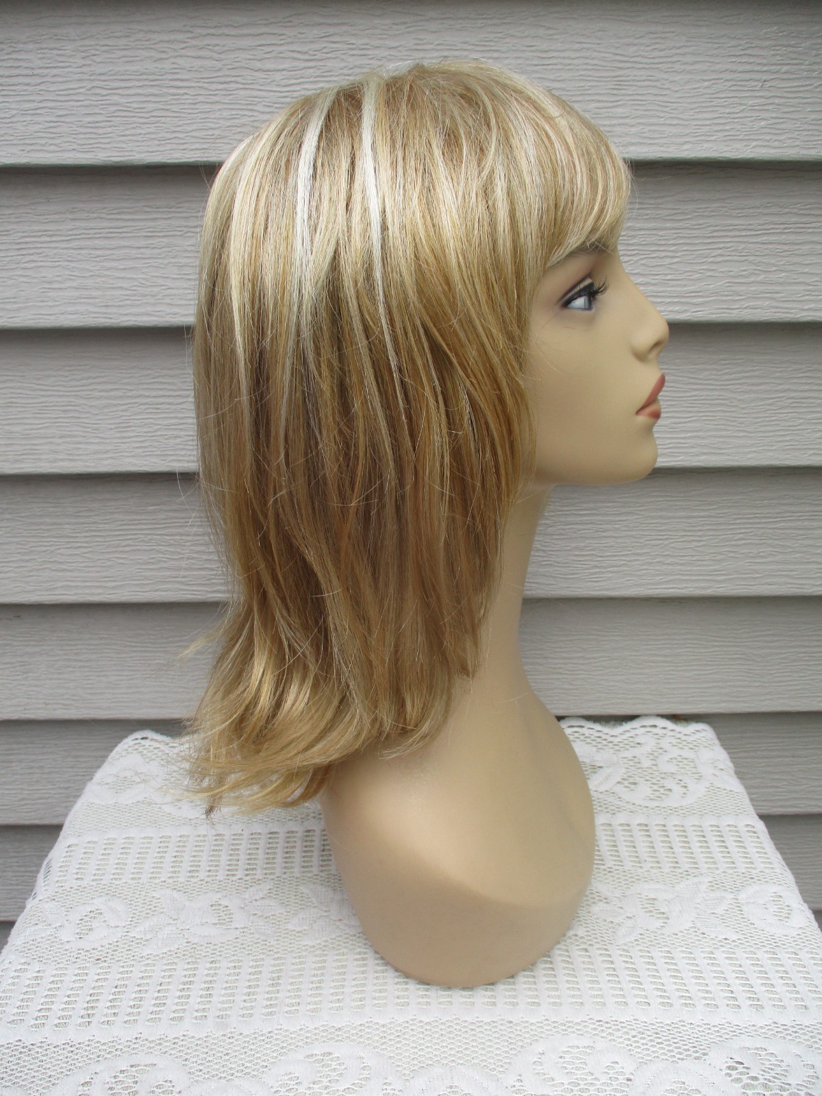 Jon Renau MYSTERY WIG Color BLONDE Mid Length Style MODIFIED BANGS Read