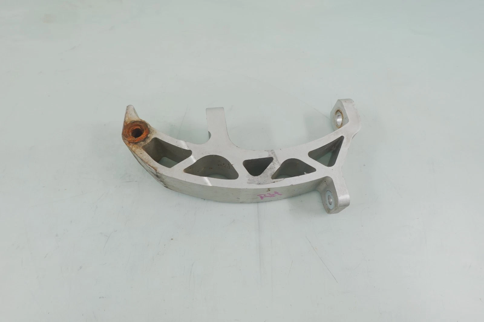 04-09 Ski-Doo Summit OEM RH or LH Steering Control Arm Ski Leg Spindle Knuckle