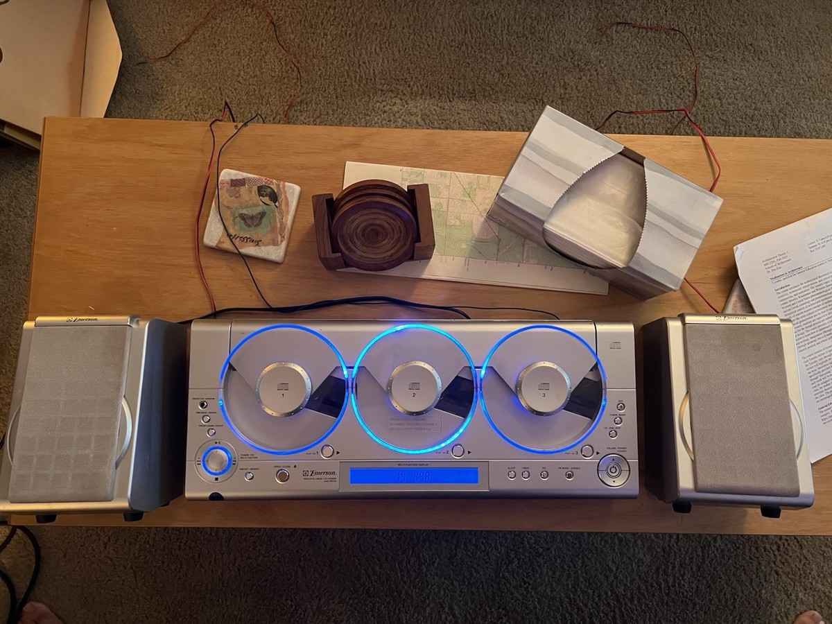 WEST. CDコンプセット Emerson MS3103 Vintage Triple CD Player w/ 2 speakers *READ!* | eBay