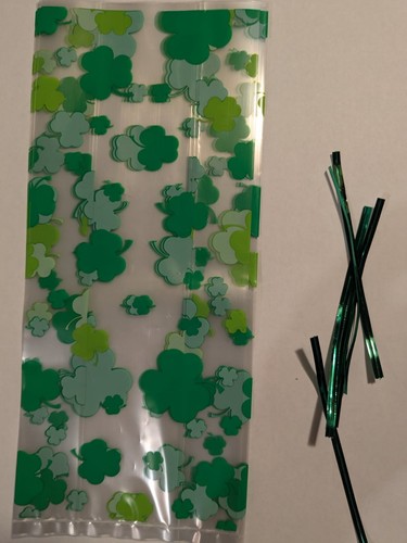 St. Patrick's Day cello bags with twist ties pack of 8 free shipping - Picture 7 of 13